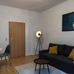 Blue Chili 23 - Modern, Zentral, Mit Balkon